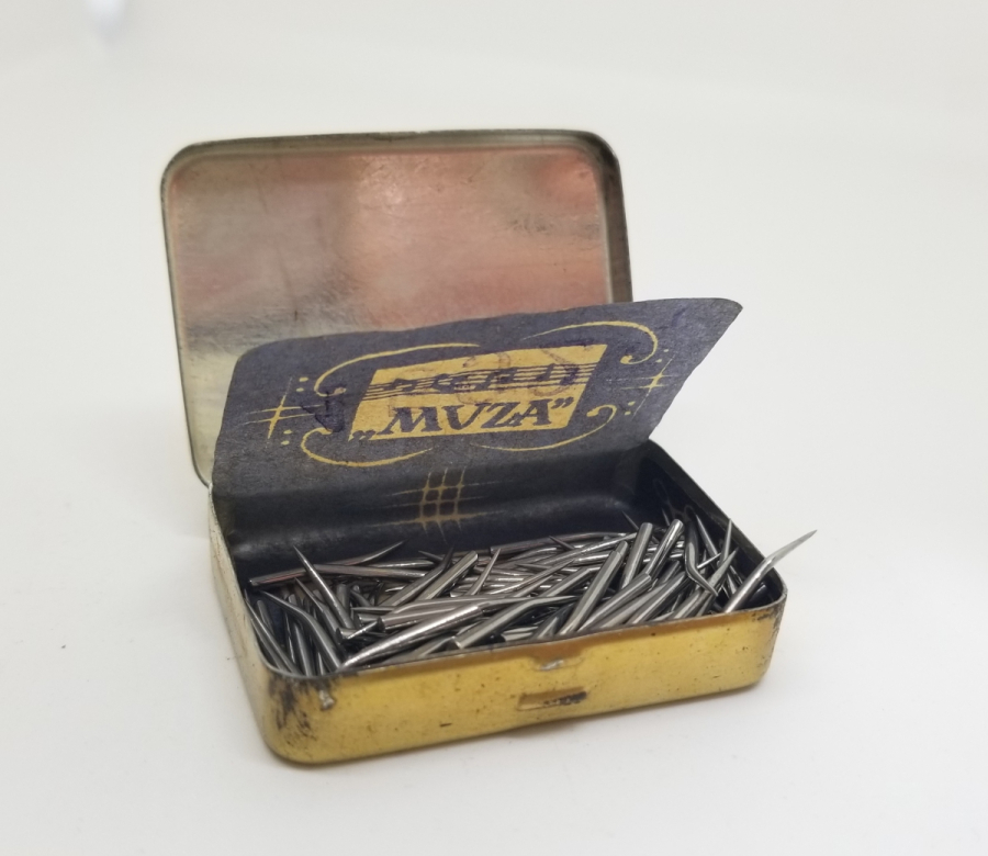 ANTİKA METAL GRAMAFON İĞNELERİ KUTUSU