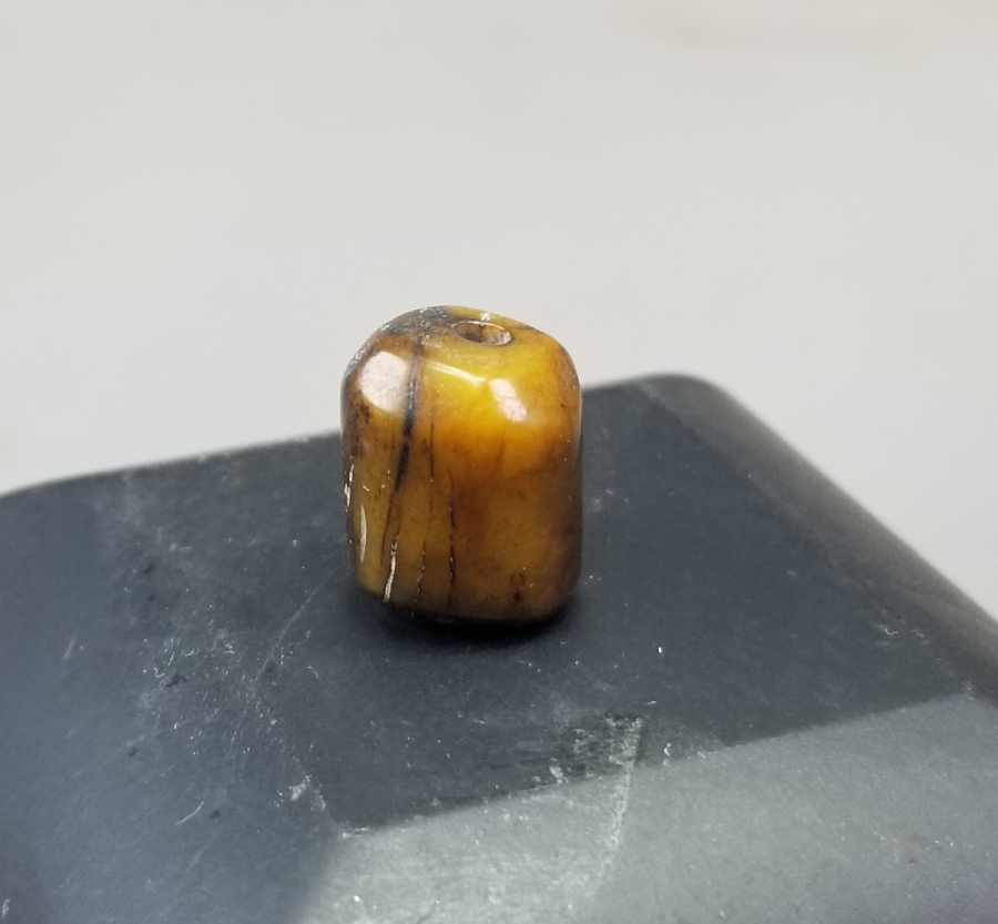 ÜZERİNDE SURET GÖRSELİ BULUNAN BÜYÜK BOY UZAKDOĞU YEŞİM KOLYE HABBESİ