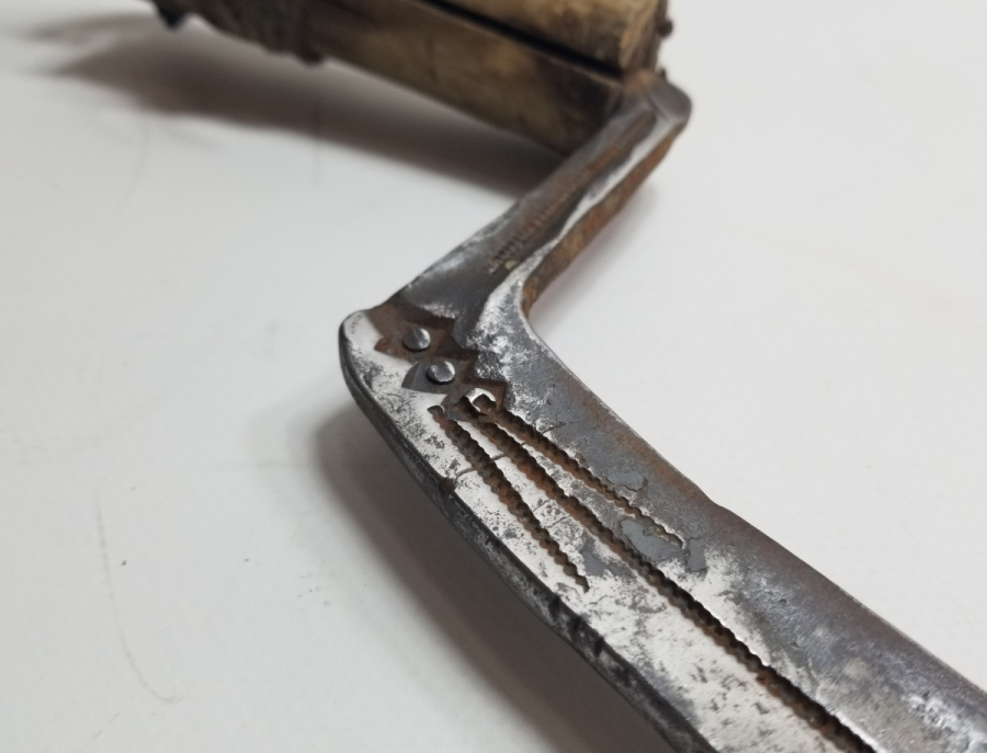 ÜZERİ İŞLEMELİ OSMANLI DÖNEMİ NADİR TİPTE ORAK