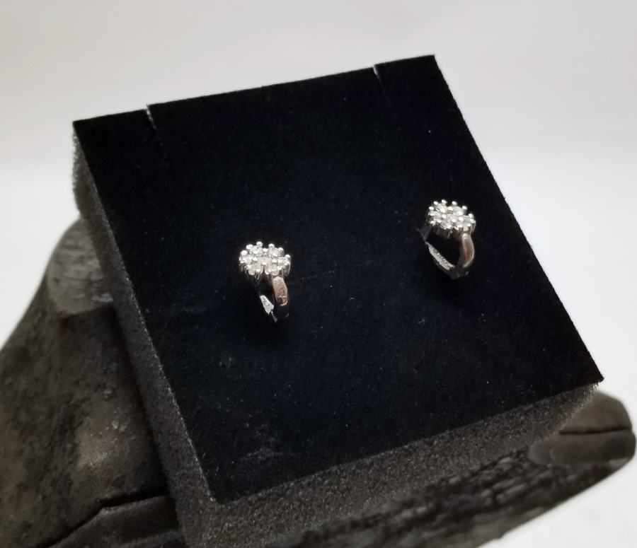 ÖZEL YAPIM PIRLANTA TAŞLI KÜPE