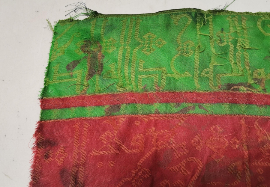 OSMANLI DÖNEMİ ÇOK NADİR İPEK KABE İÇ ÖRTÜSÜ BEZİ
