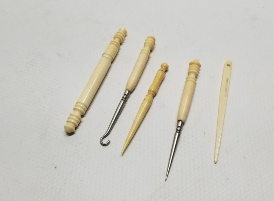 OSMANLI DÖNEMİ KEMİK DİKİŞ TAKIMI