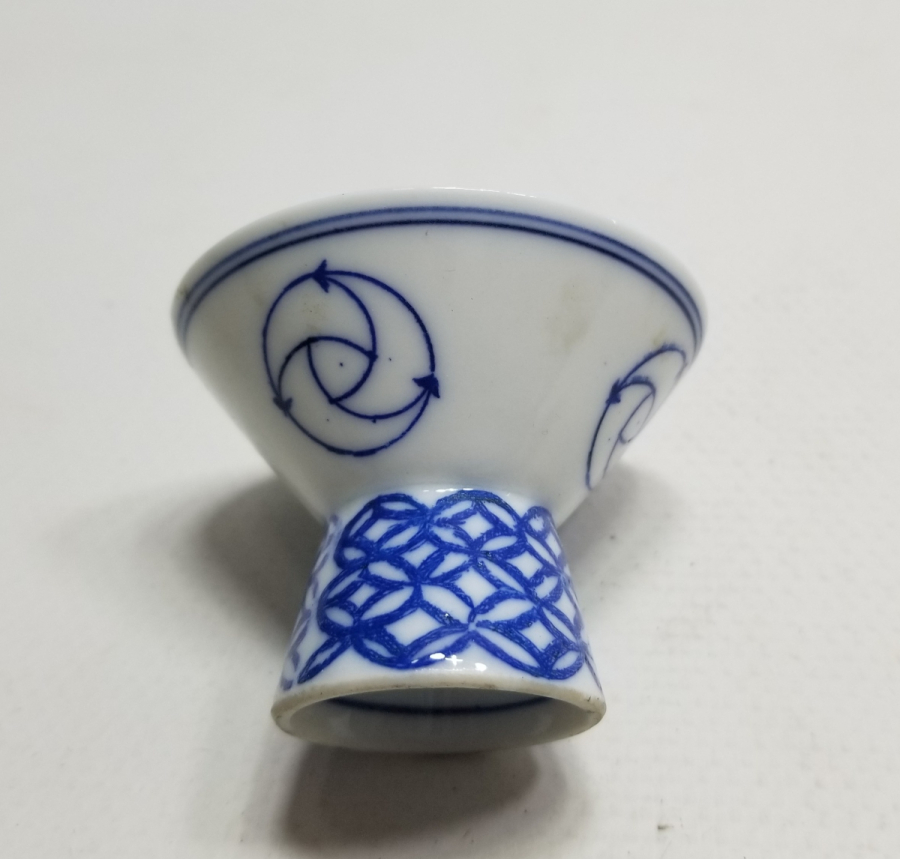 ALTI DAMGALI ANTİKA PORSELEN JAPON KASE