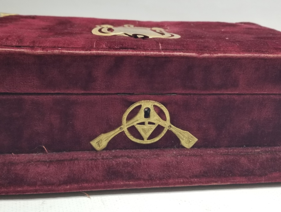 ANTİKA FRANSIZ MÜCEVHER KUTUSU