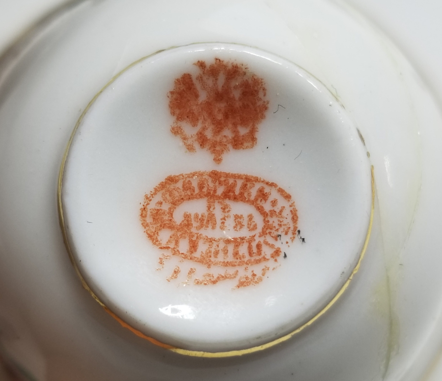 OSMANLI DÖNEMİ ÜÇ ADET RUS PORSELEN ZARF FİNCANI