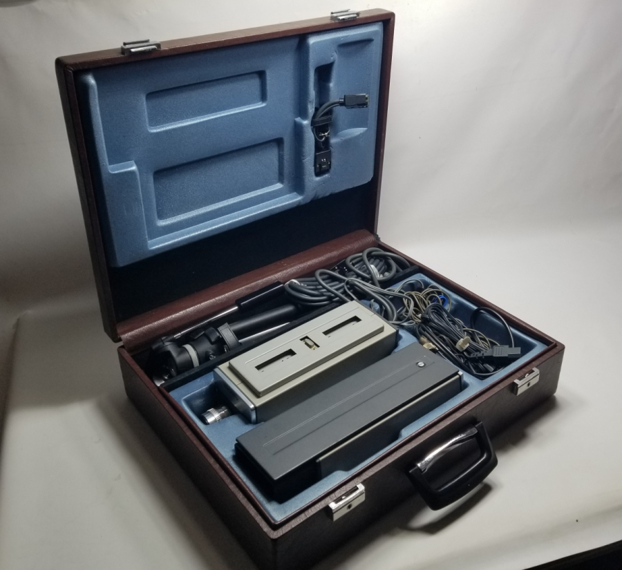 ORİJİNAL ÇANTASINDA ANTİKA PROFESYONEL KAMERA