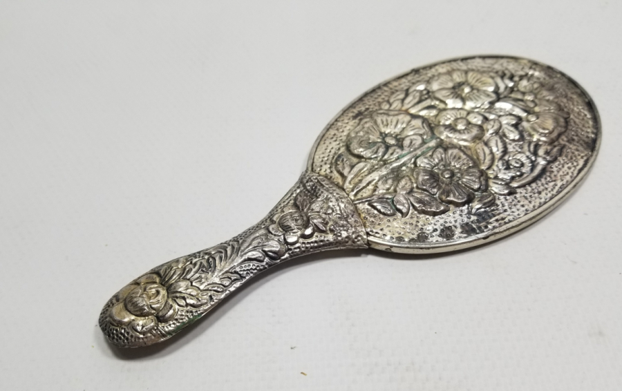 KABARTMA İŞÇİLİKLİ ANTİKA GÜMÜŞ EL AYNASI