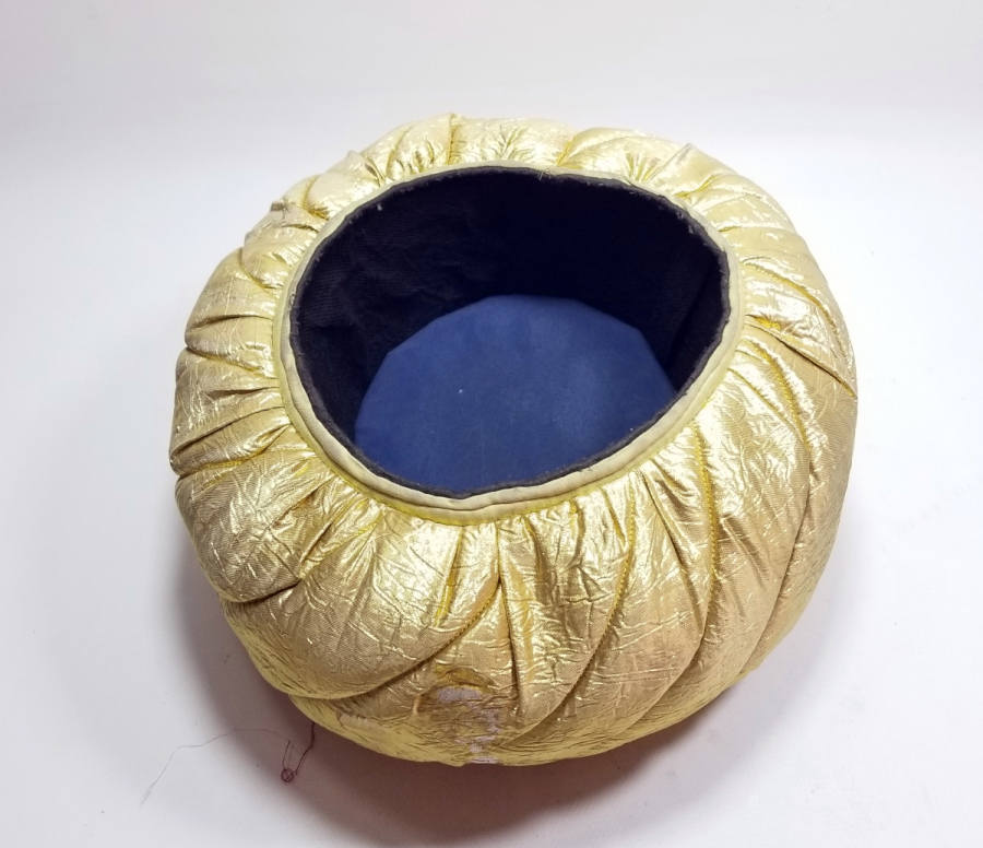 TİYATRO İÇİN YAPILMIŞ DEKORATİF PADİŞAH KAVUĞU