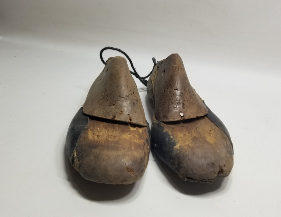 OSMANLI DÖNEMİ EL YAPIMI AHŞAP AYAKKABICI KALIBI