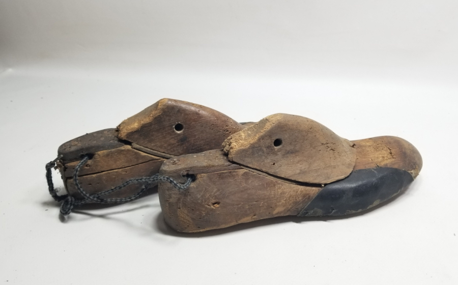 OSMANLI DÖNEMİ EL YAPIMI AHŞAP AYAKKABICI KALIBI