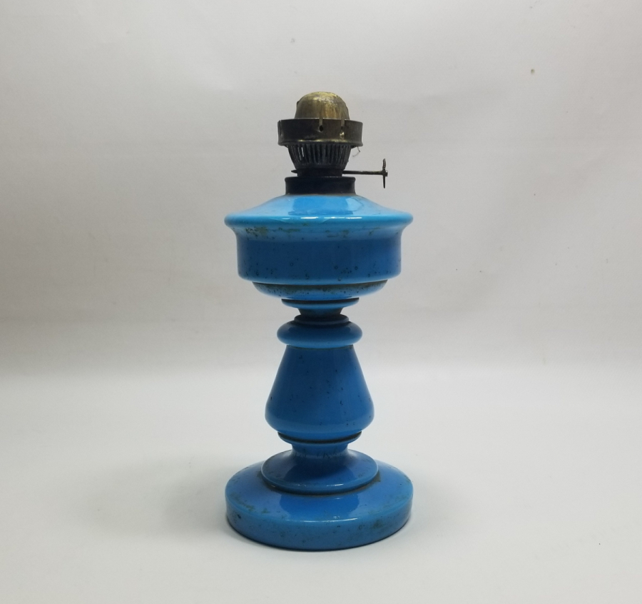 OSMANLI DÖNEMİ NADİR RENKTE TAŞ OPALİN GAZ LAMBASI