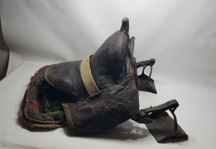 OSMANLI DÖNEMİ ÜZERİ İŞLEMELİ TAM TAKIM ÇERKES AT EYERİ