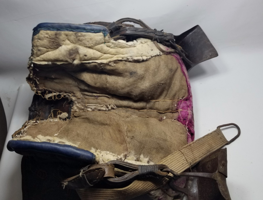 OSMANLI DÖNEMİ ÜZERİ İŞLEMELİ TAM TAKIM ÇERKES AT EYERİ