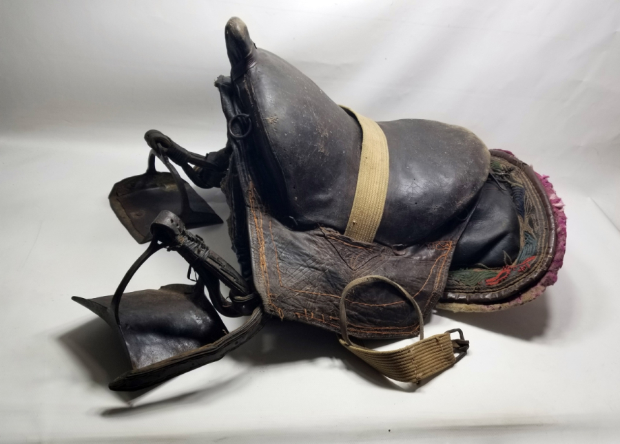 OSMANLI DÖNEMİ ÜZERİ İŞLEMELİ TAM TAKIM ÇERKES AT EYERİ