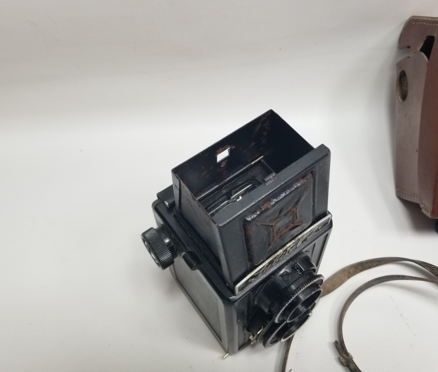 ORİJİNAL DERİ KUTUSUNDA ANTİKA LUBİTEL 2 MARKA FOTOĞRAF MAKİNESİ