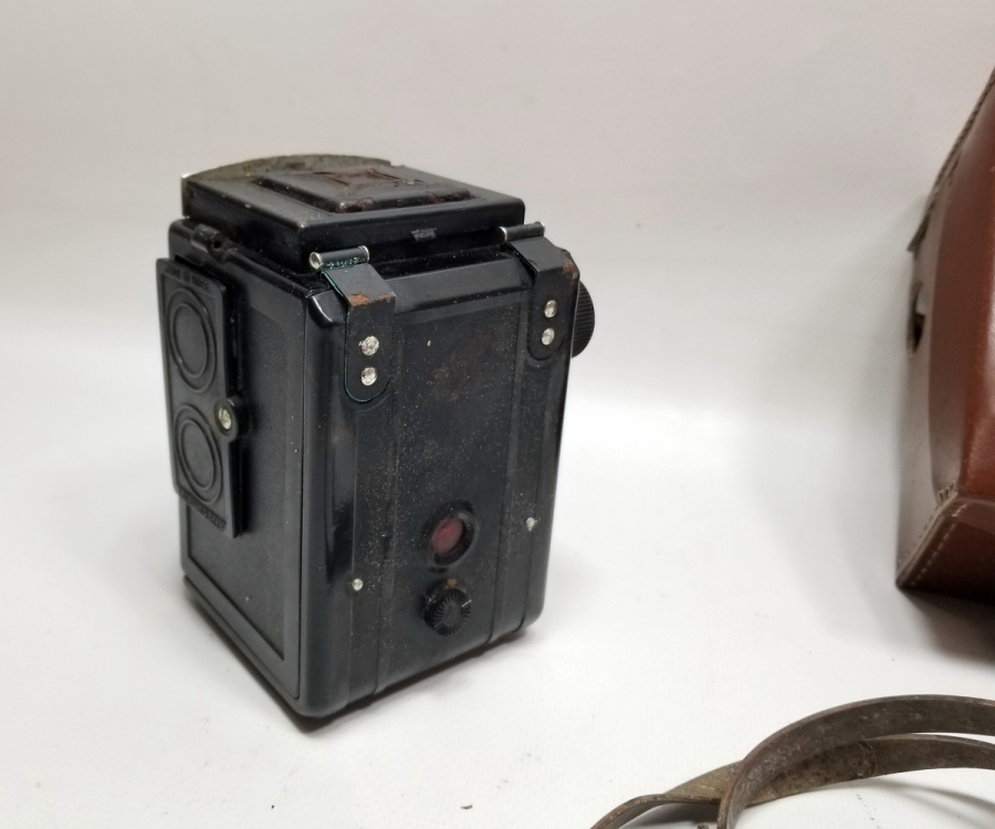 ORİJİNAL DERİ KUTUSUNDA ANTİKA LUBİTEL 2 MARKA FOTOĞRAF MAKİNESİ