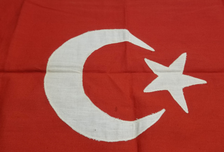 ÇİL KONDİSYONDA OSMANLI DÖNEMİ NADİR ASKERİ BAYRAK
