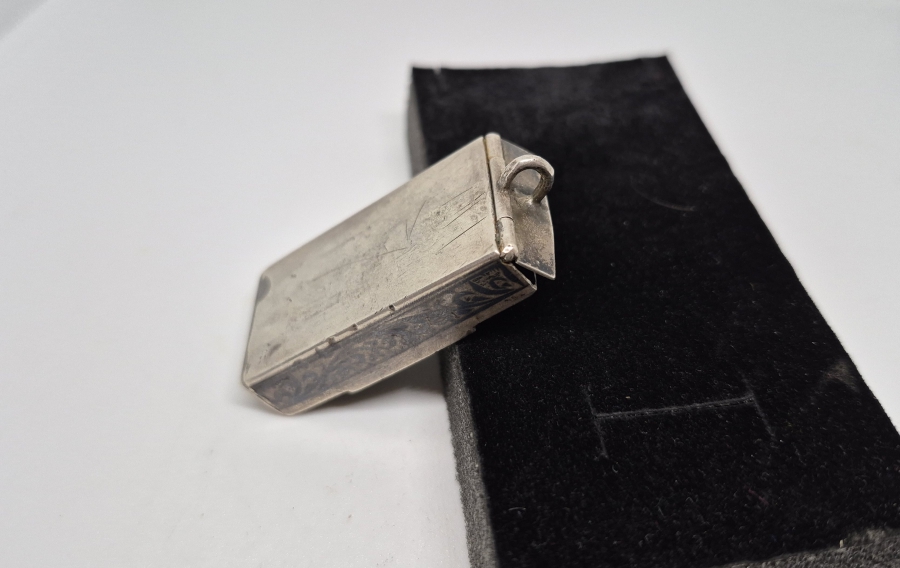 OSMANLI DÖNEMİ SAVAT İŞÇİLİKLİ GÜMÜŞ NADİR TİPTE ÇERKES HAZIRI