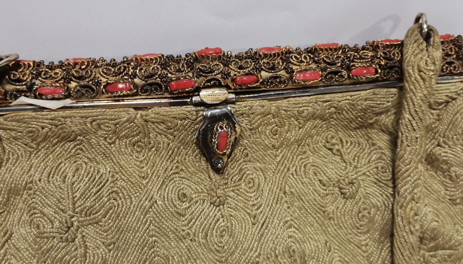 İBRİŞİM İŞÇİLİKLİ EL YAPIMI ANTİKA GECE ÇANTASI