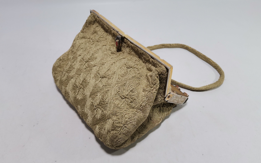 İBRİŞİM İŞÇİLİKLİ EL YAPIMI ANTİKA GECE ÇANTASI