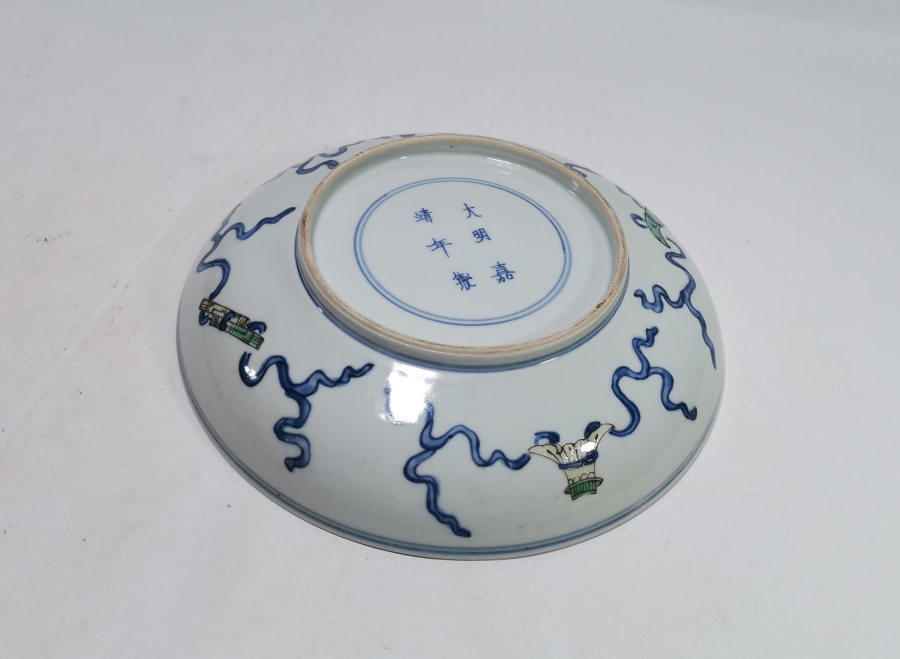 1800 BAŞLARI EL BOYAMA İŞÇİLİKLİ NADİR UZAKDOĞU PORSELEN TABAK