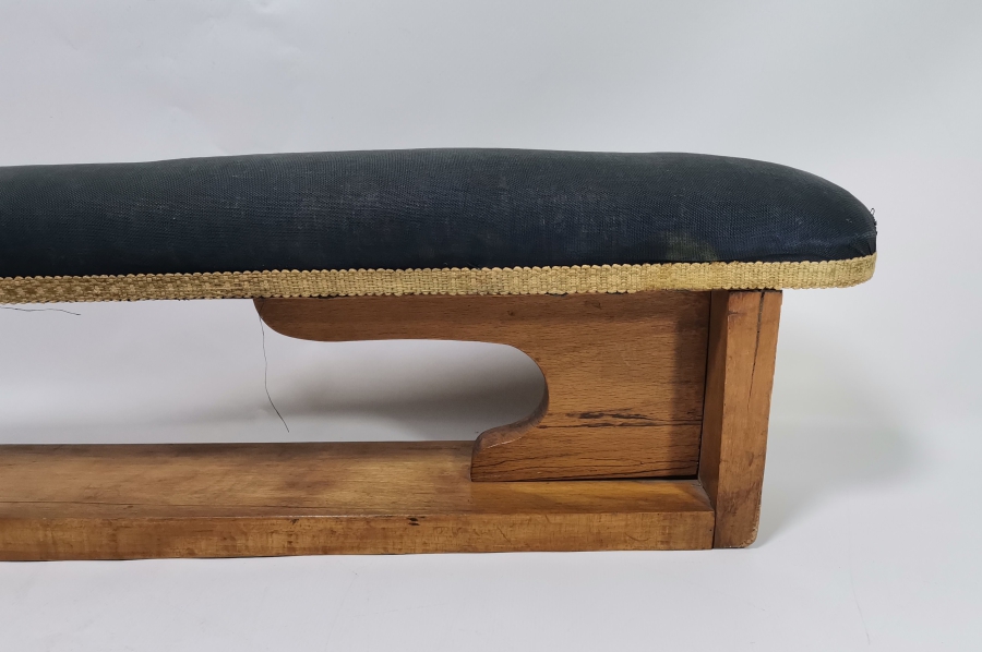 OSMANLI DÖNEMİ NADİR EL YAPIMI İPEK KIYAFET ÜTÜ MASASI