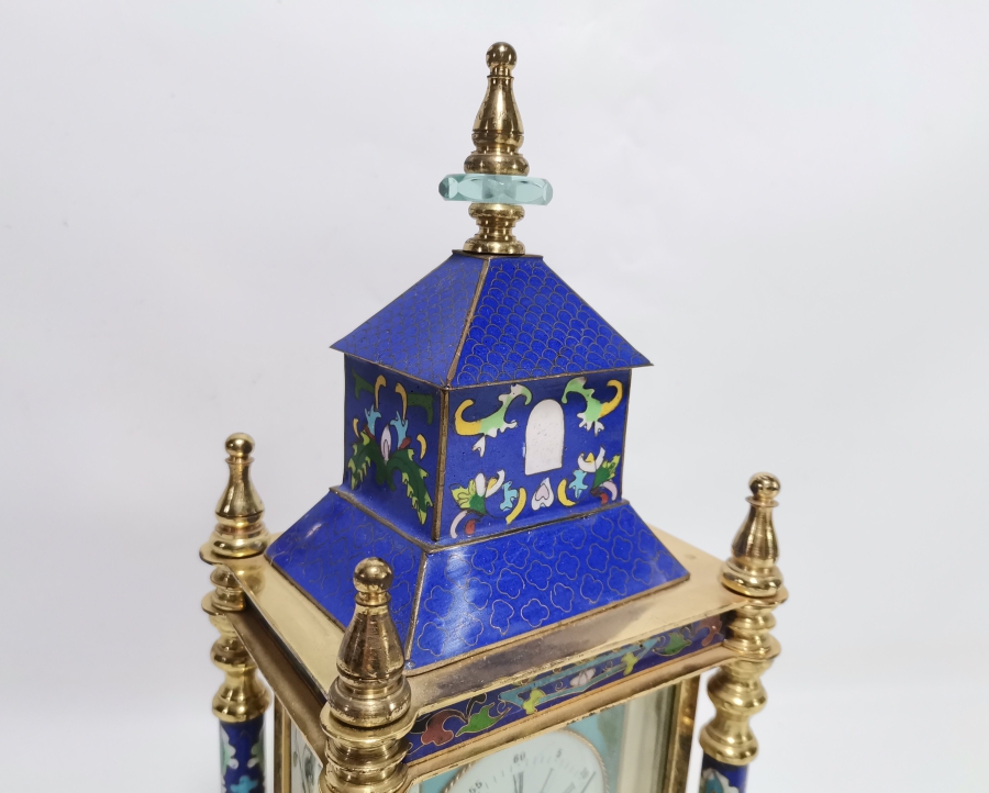 MİNE İŞÇİLİKLİ ANTİKA MASA SAATİ