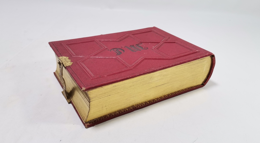 ÜZERİ ALTIN VERMEYLİ VE MÜHRÜ SÜLEYMANLI FOTOĞRAF ALBÜMÜ