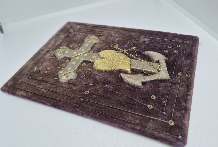 GÜMÜŞ SIRMA İŞÇİLİKLİ VE KADİFE OSMANLI DÖNEMİ NADİR İNCİL KABI