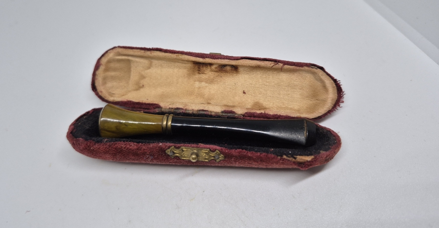 ORİJİNAL KUTUSUNDA ANTİKA KEHRİBAR SİGARA AĞIZLIĞI