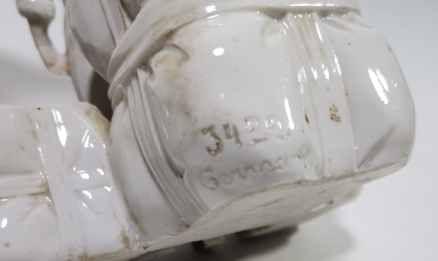 ORYANTALİST FİGÜRLÜ SANATÇI İMZALI NADİR KALEMLİK