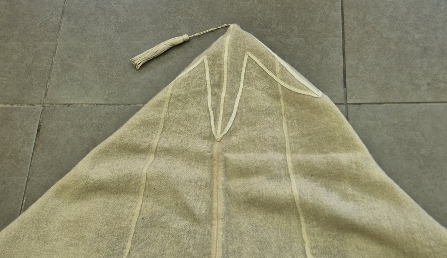 OSMANLI DÖNEMİ EL DOKUMA ÜZERİ AŞİRET FİGÜRLÜ NADİR ÇERKES KIŞLIK BAŞLIK