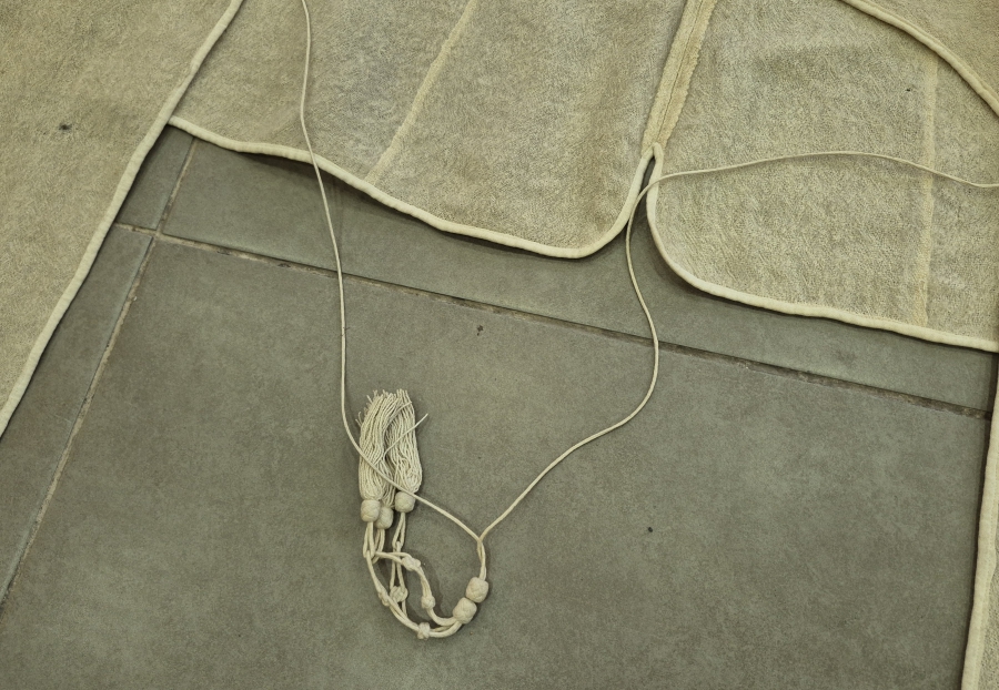 OSMANLI DÖNEMİ EL DOKUMA ÜZERİ AŞİRET FİGÜRLÜ NADİR ÇERKES KIŞLIK BAŞLIK