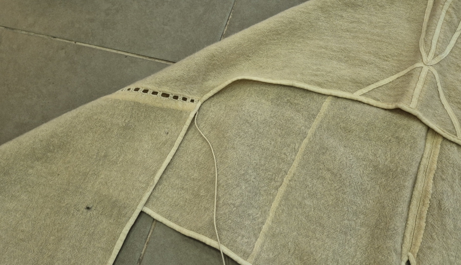 OSMANLI DÖNEMİ EL DOKUMA ÜZERİ AŞİRET FİGÜRLÜ NADİR ÇERKES KIŞLIK BAŞLIK