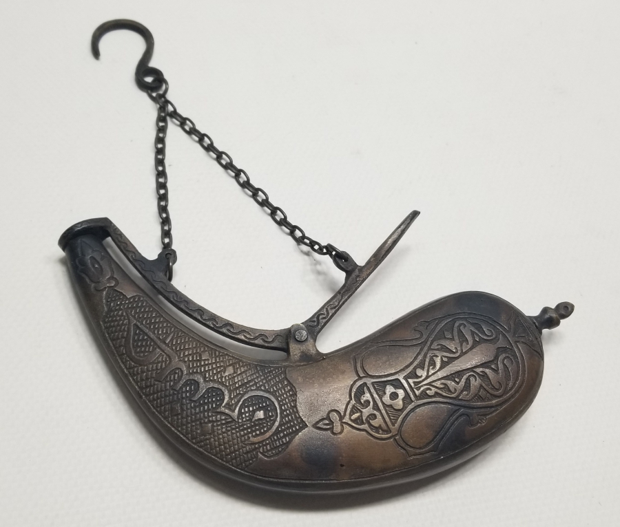 KABARTMA İŞÇİLİKLİ DEKORATİF BARUTLUK