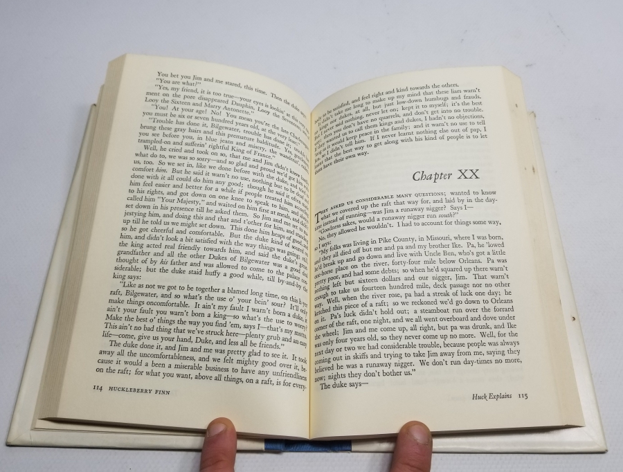 İNGİLİZCE HUCKLEBERRY FINN MACERALARI KİTAP