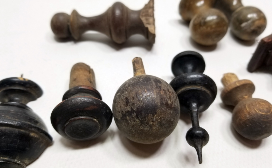 OSMANLI DÖNEMİ DUVAR SAATİ KASASI PARÇALARI