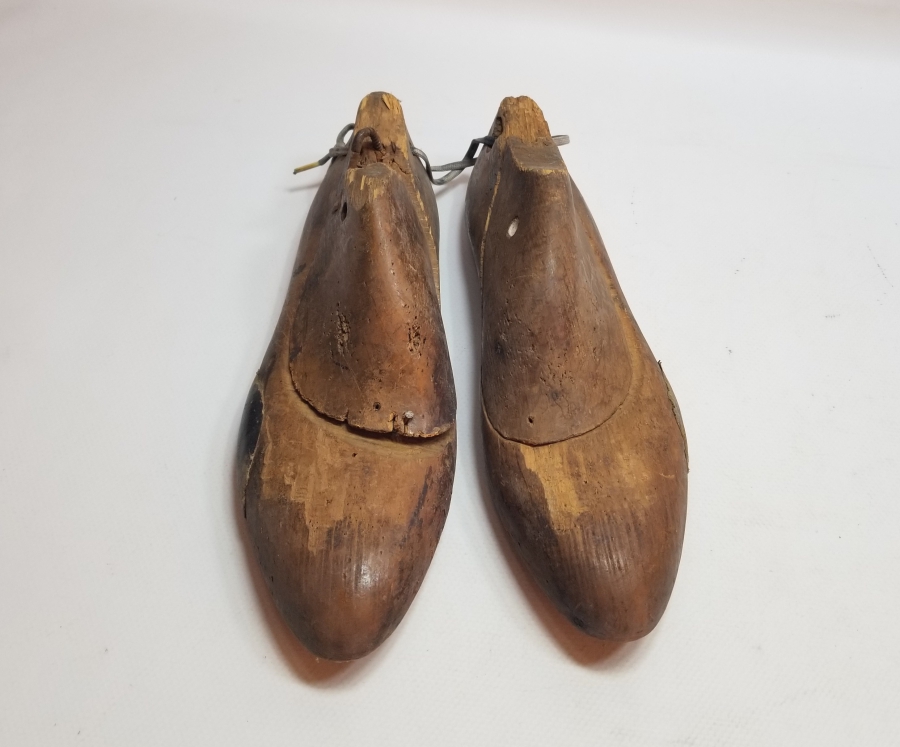 OSMANLI DÖNEMİ EL YAPIMI AHŞAP AYAKKABICI KALIBI