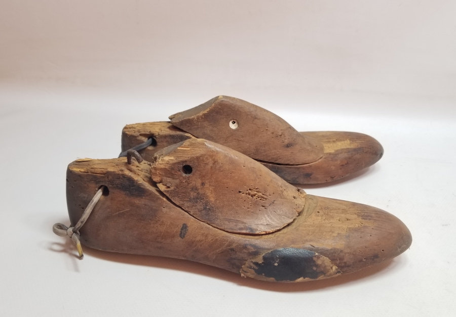 OSMANLI DÖNEMİ EL YAPIMI AHŞAP AYAKKABICI KALIBI