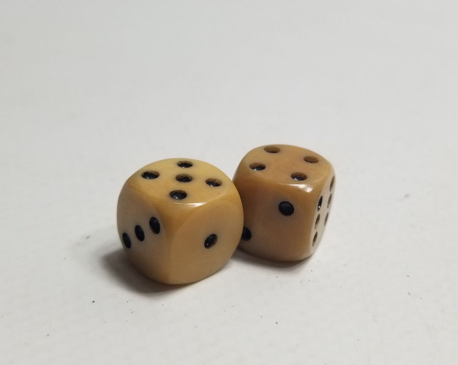 2 ADET ANTİKA KATALİN ZAR