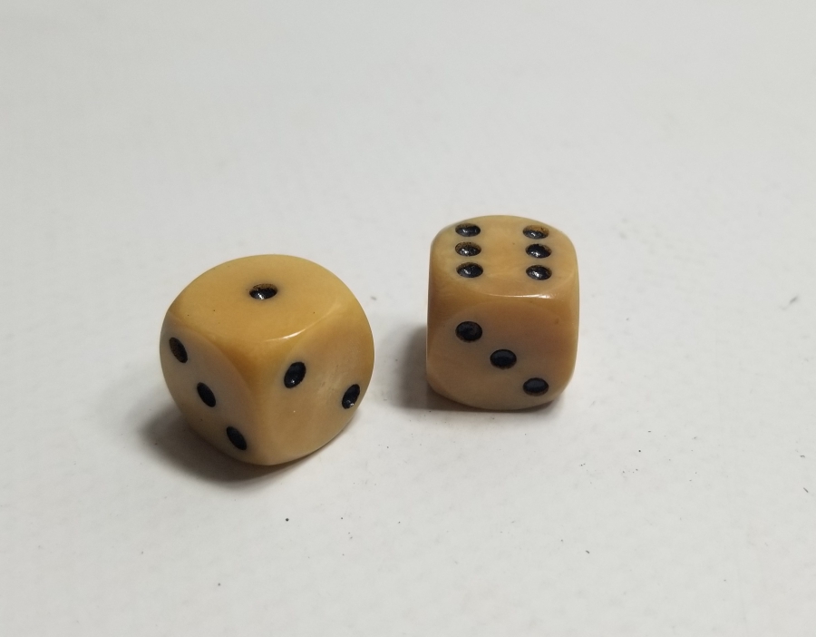 2 ADET ANTİKA KATALİN ZAR