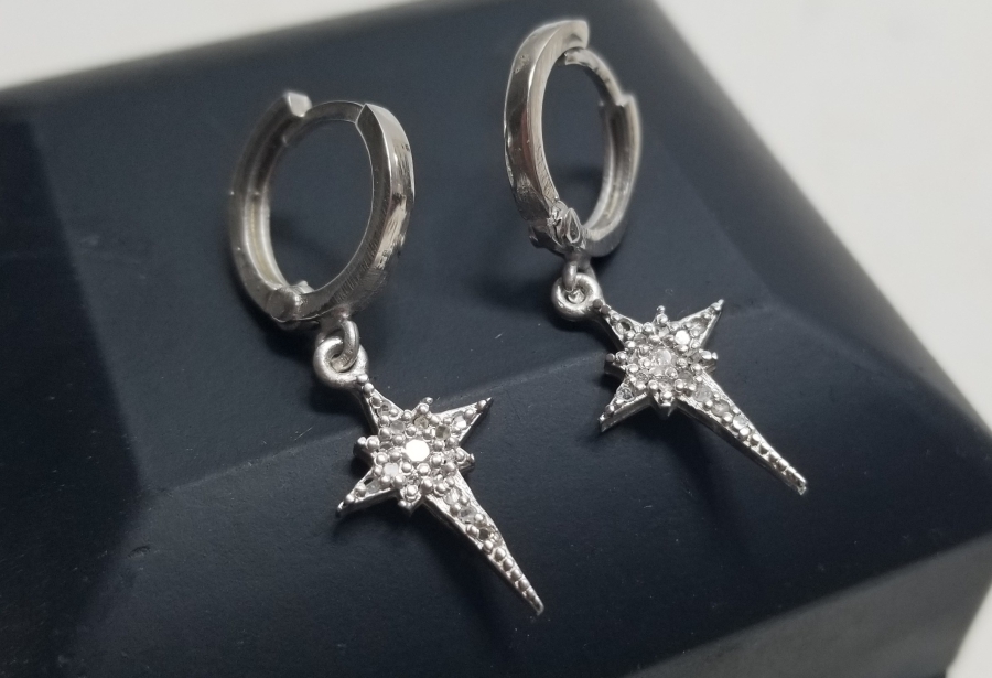 PIRLANTA TAŞLI ÖZEL YAPIM KÜPE