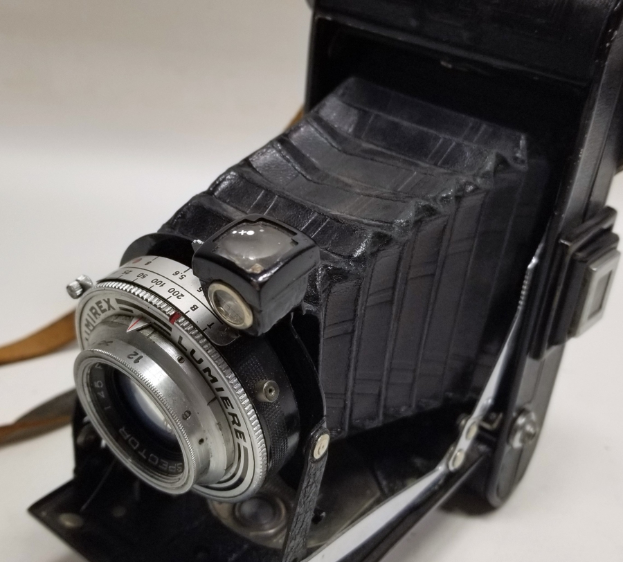 ANTİKA KÖRÜKLÜ FOTOĞRAF MAKİNESİ