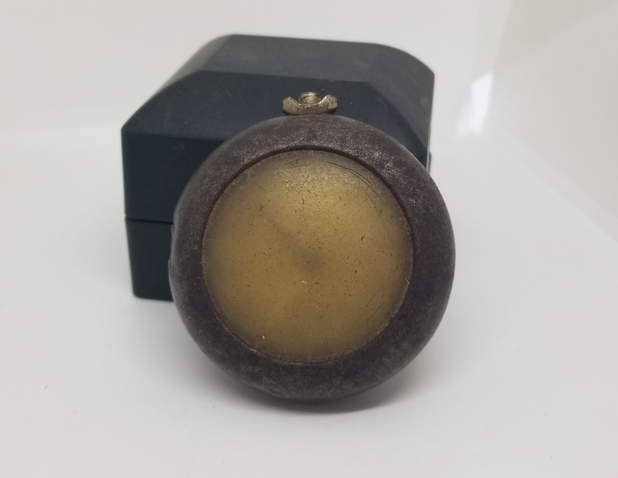 ORİJİNAL KORUMA KILIFINDA ANTİKA KURMALI CEP SAATİ