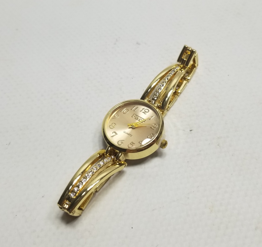 ALTIN KAPLAMA NOSTALJİK KOL SAATİ