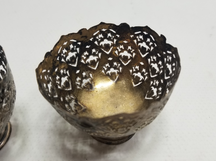 TESTERE VE KALEM İŞÇİLİKLİ OSMANLI DÖNEMİ ÇİFT GÜMÜŞ FİNCAN ZARFI