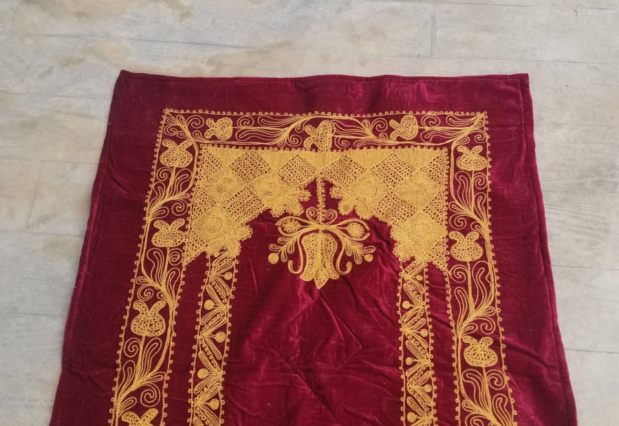 ZİNCİR İŞİ ANTİKA KADİFE SECCADE