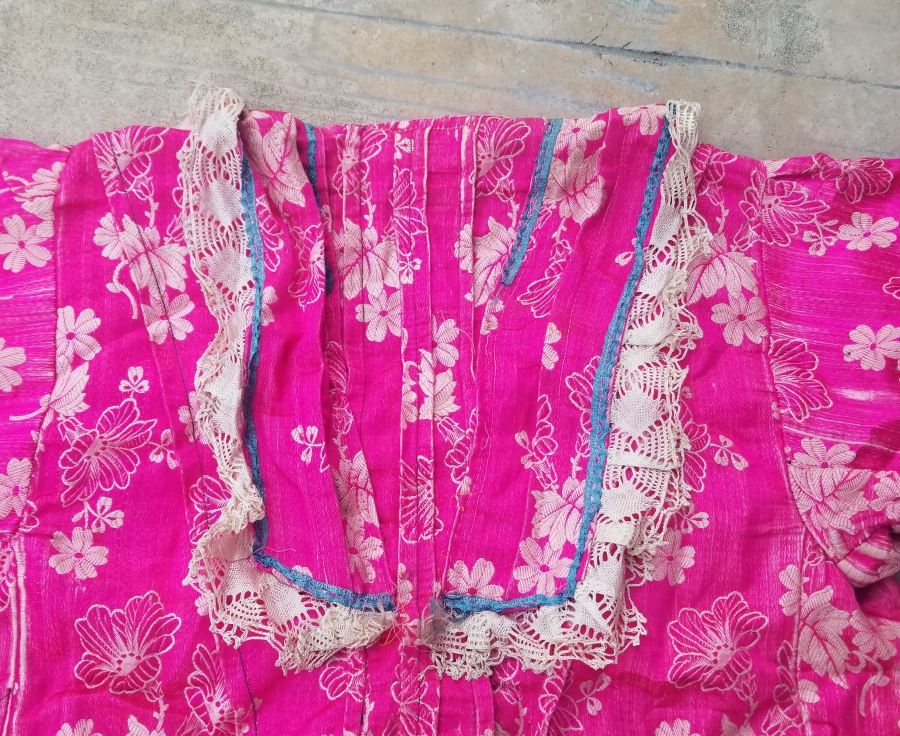 OSMANLI DÖNEMİ HEREKE DOKUMASI İPEK KIYAFET