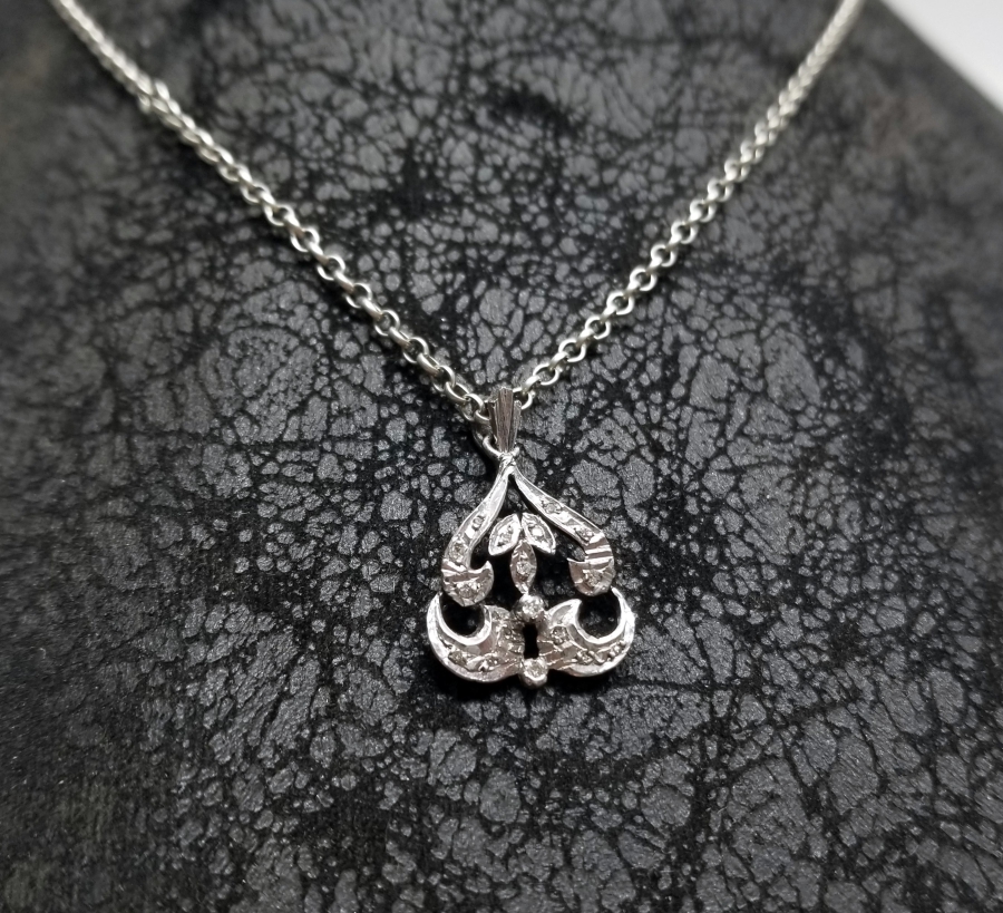 ÖZEL YAPIM PIRLANTA TAŞLI KOLYE