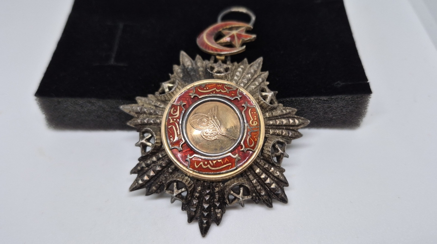 4.DERECE MECİDİ NİŞANI